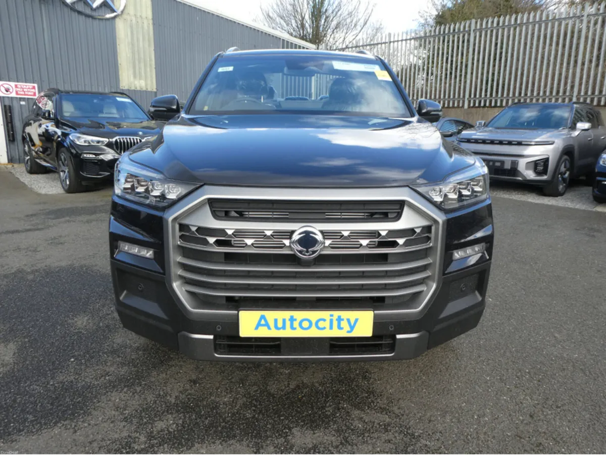 KGM Musso 2.2 PICK UP 5 SEATER COMMERCIAL 4x4 - Image 3