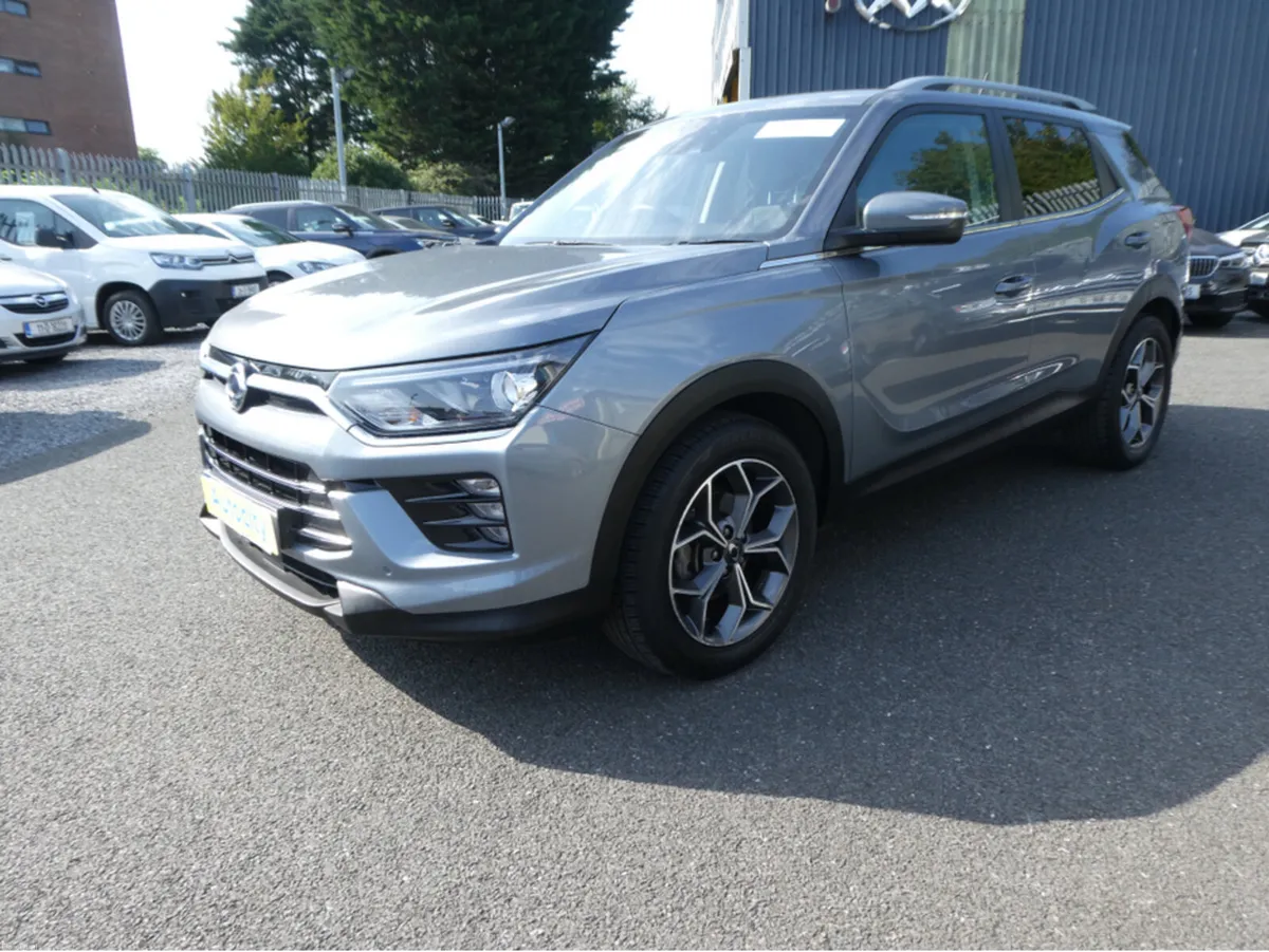 SsangYong Korando EL 1.6 2WD 4DR AUTO DSL AT - Image 3