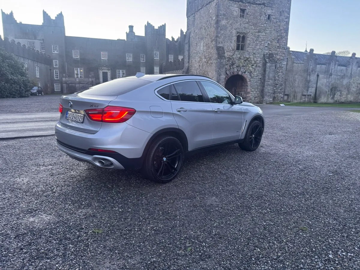 BMW X6 Sport with Low Mileage - Image 4