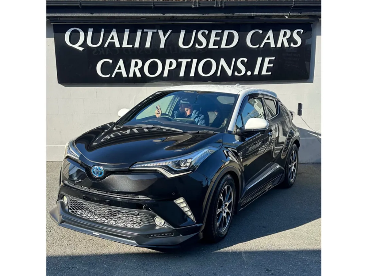 Toyota C-HR C-HR 1.8 HYBRID SPORT//FULLY LOADED//N - Image 4