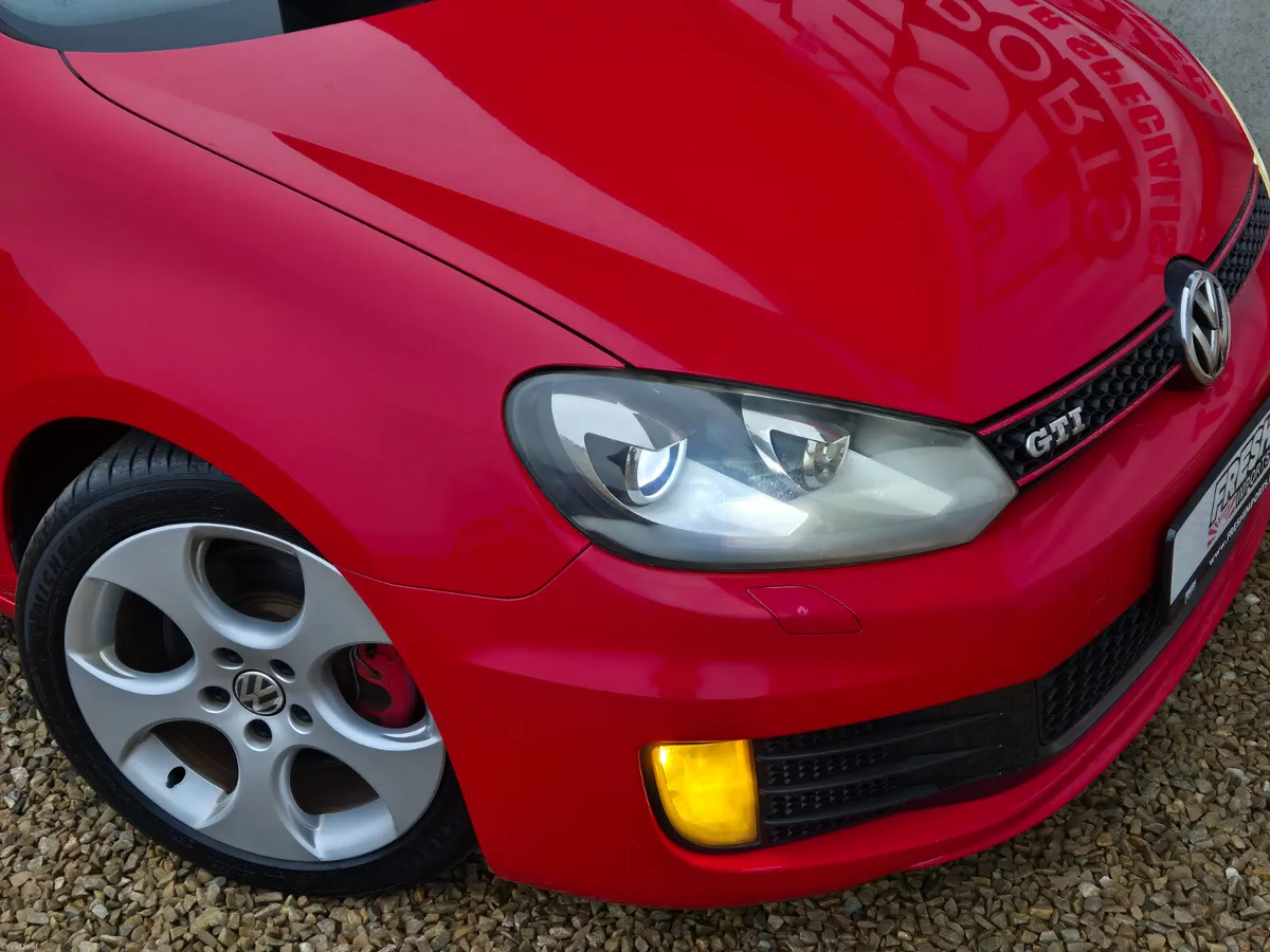 VOLKSWAGEN GOLF GTI DSG 90KMS - Image 2