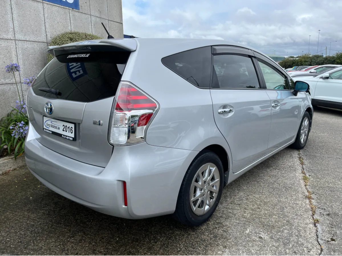 Toyota Prius 7 SEATER AUTOMATIC HYBRID 1.8 PETROL - Image 4