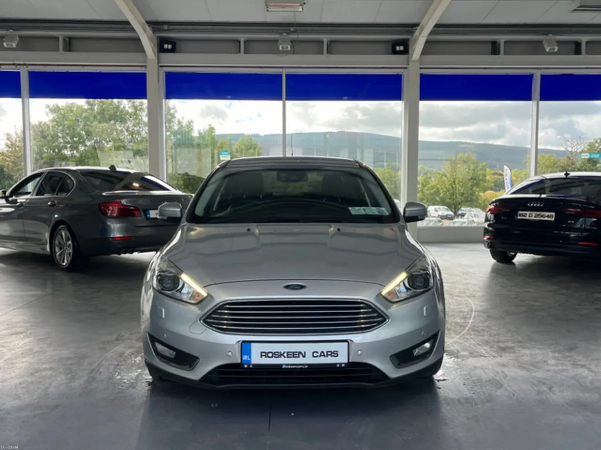 Ford Focus TITANIUM 1.5 TD 120PS 6SPEED 4DR - Image 2