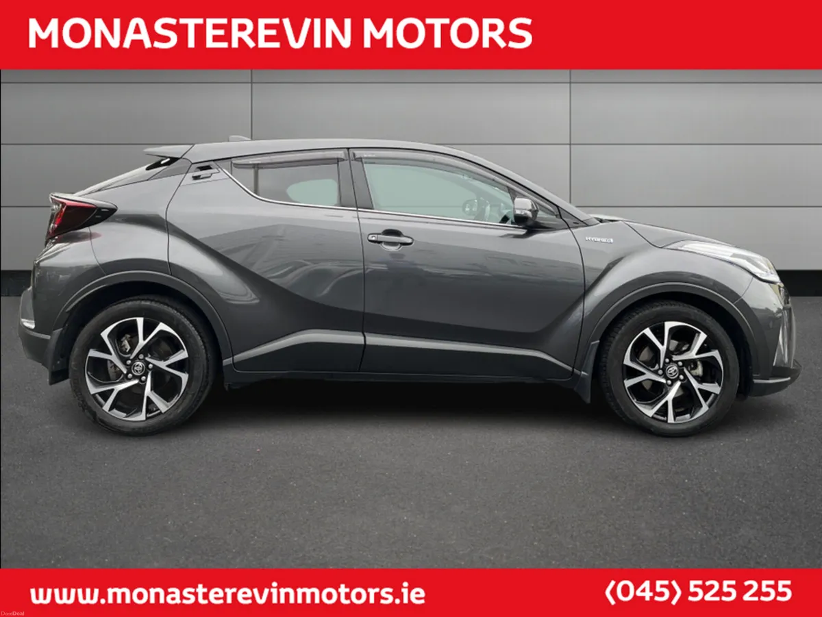 Toyota C-HR 1.8 HYBRID SPORTMONO 4DR SPORT AUTO - - Image 3
