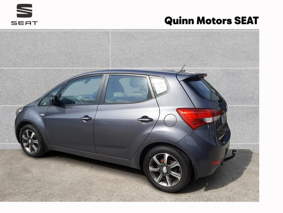 Hyundai ix20 DELUXE 5DR - Image 4