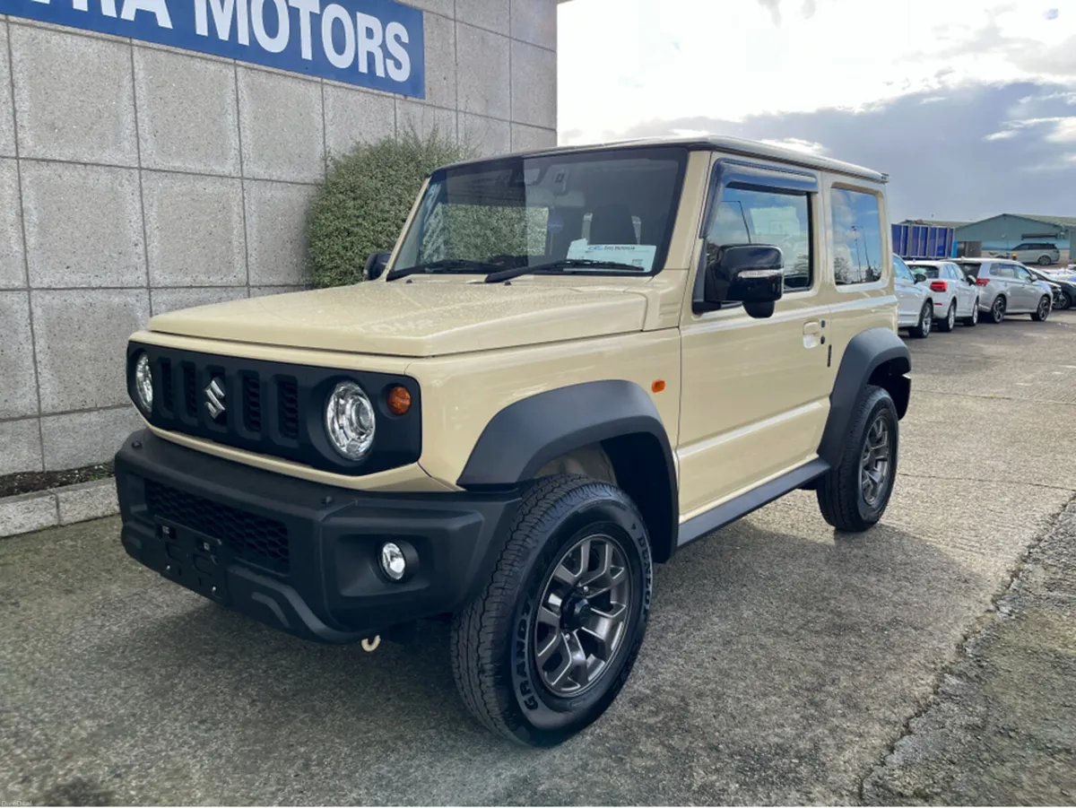 Suzuki Jimny SIERRA 4 SEAT MANUAL 1.5 PETROL //HIG - Image 5
