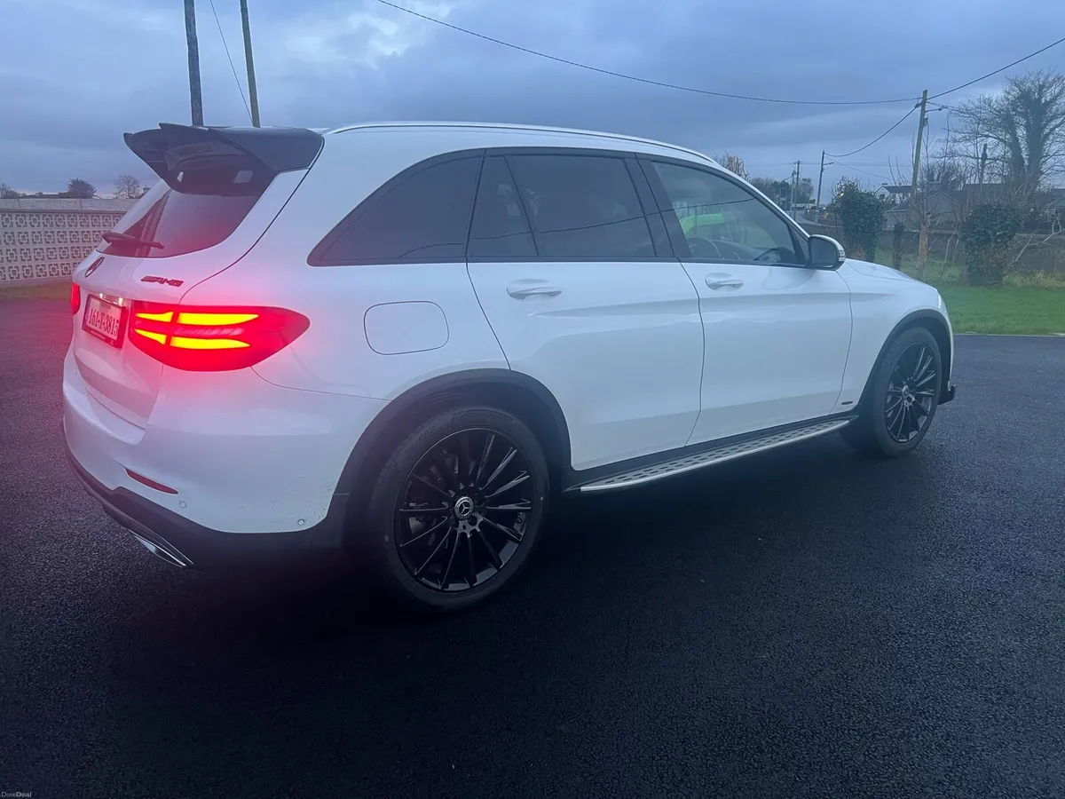 ** Mercedes GLC 220d AMG Night Edition ** - Image 3