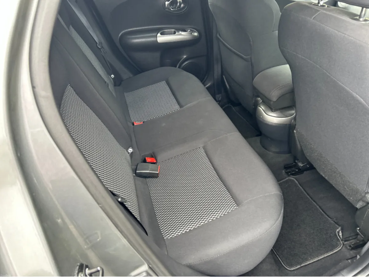 Nissan Juke 1.2 SV RED //ONLY 67000KLMS///I OWNER - Image 3