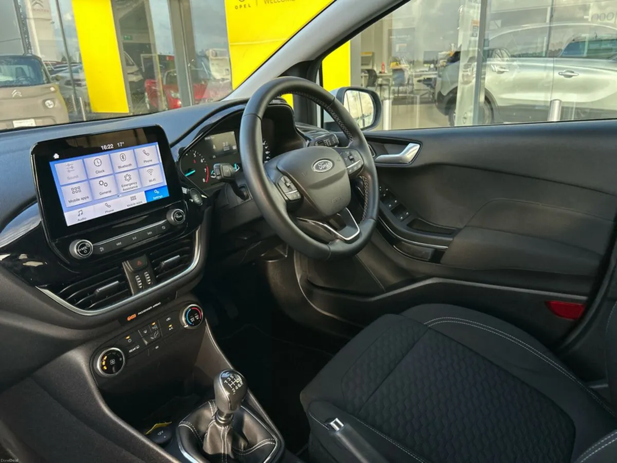 Ford Fiesta Hybrid - Image 3