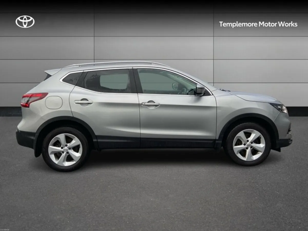 Nissan Qashqai 1.5 DSL SV MY19 4DR - Image 3