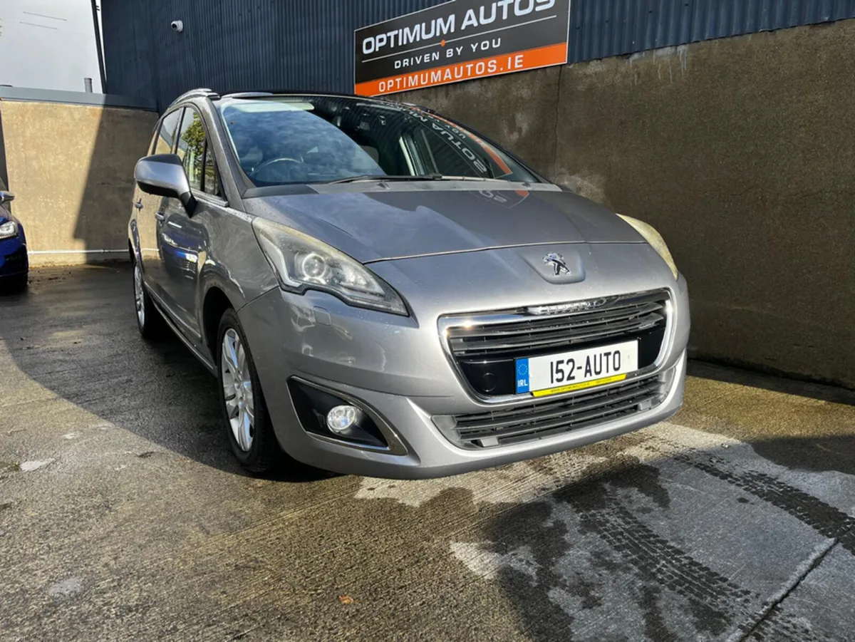 Peugeot 5008 5008 1.6 Petrol, auto, pan roof, huge - Image 2