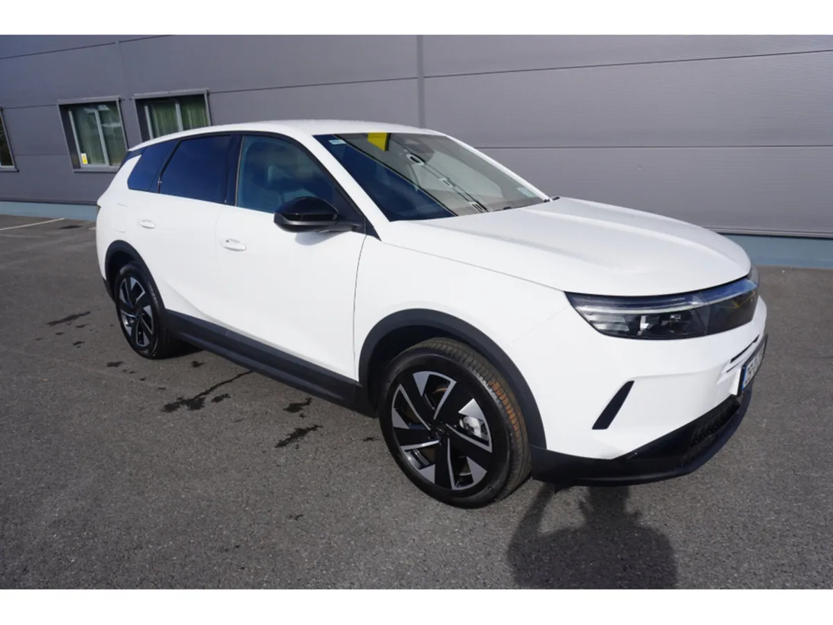 Opel Grandland GS HYBRID - Image 3