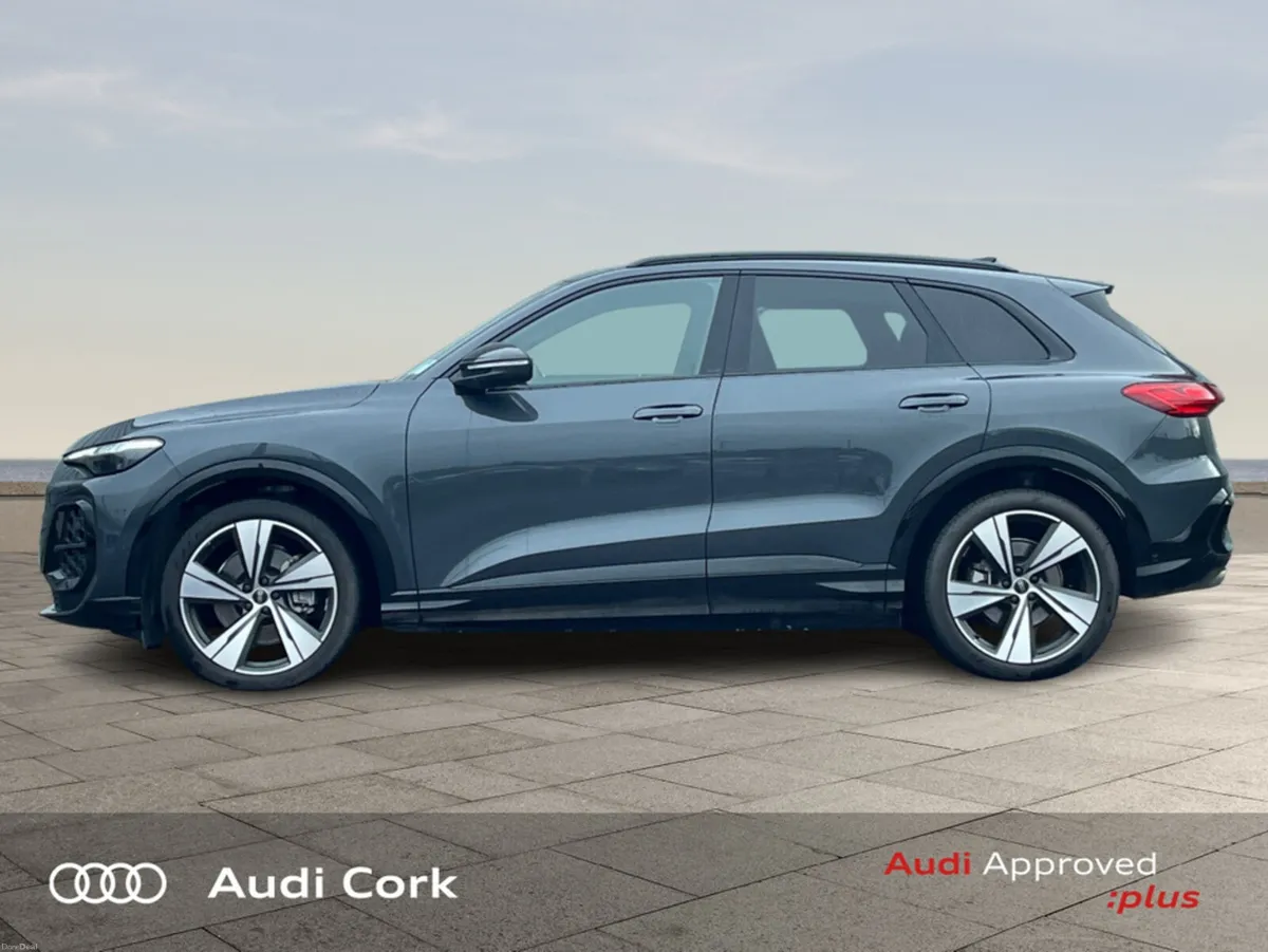 Audi Q5 40TDI 204BHP QUATTRO S-LINE BLACK EDITION - Image 4