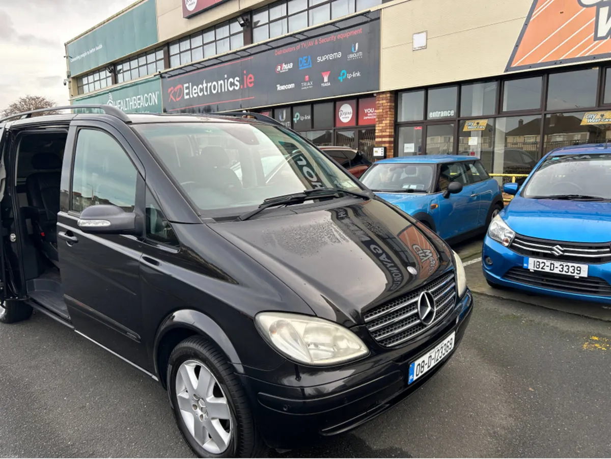 Mercedes-Benz Viano AUTO//ELECTRIC WHEEL CHAIR RAM - Image 4