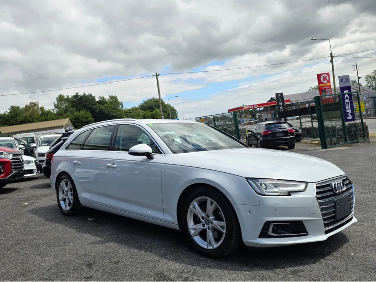 Audi A4 AVANT 1.4 TFSI FULL LEATHER PACK SAT NAV C - Image 5