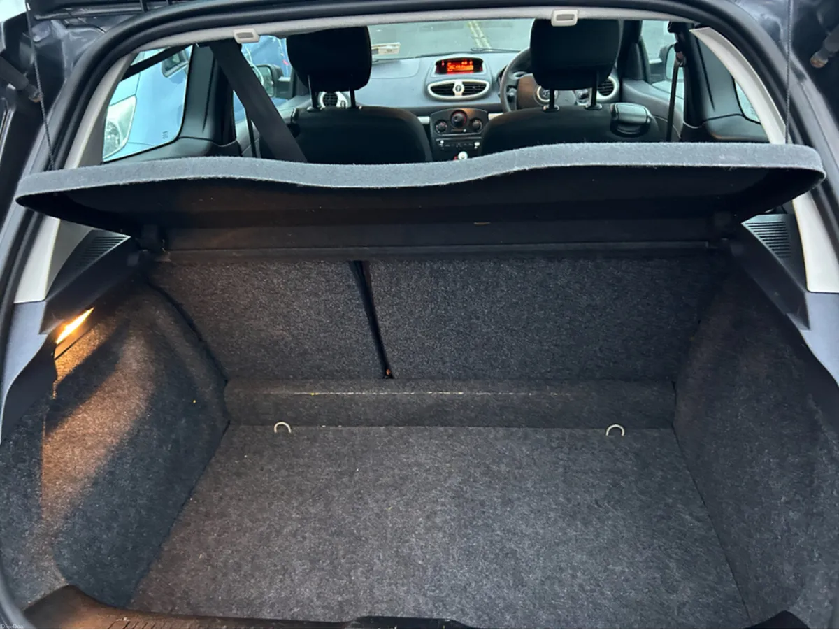 Renault Clio 3 1.2 ONLY  47000KLMS///IRISH CAR WIT - Image 3