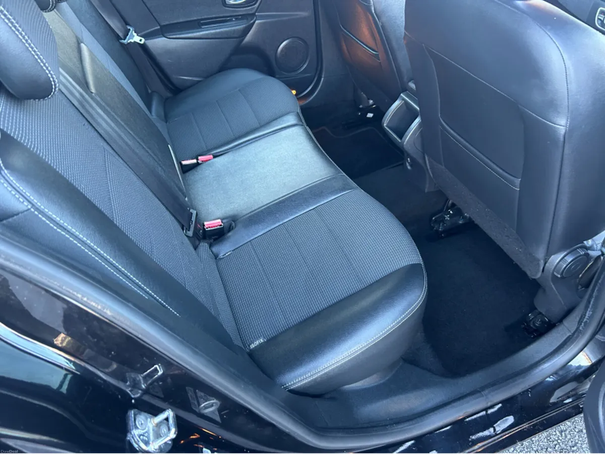 Renault Megane IRISH car//ONLY 113000KLMS WITH BRA - Image 3