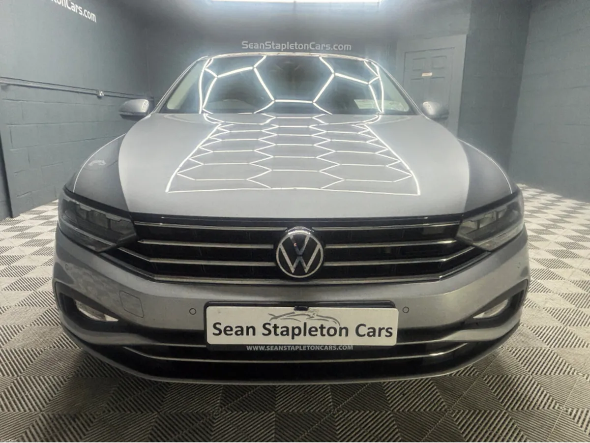 Volkswagen Passat BUSINESS 2.0 TDI MANUAL 6SPEED F - Image 2
