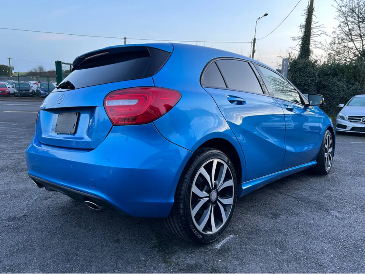 Mercedes-Benz A-Class A180 LEATHER / HI SPEC / SAT - Image 4