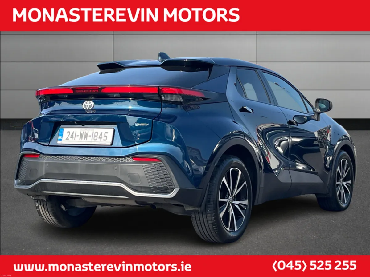 Toyota C-HR HYBRID SPORT - Image 3