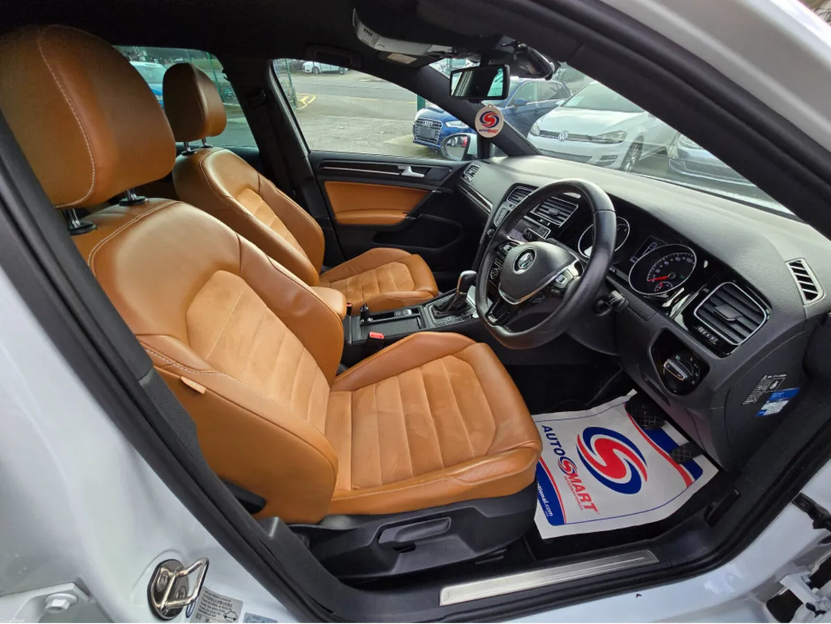 Volkswagen Golf (142) SPECIAL TAN LEATHER SEATS  H - Image 3