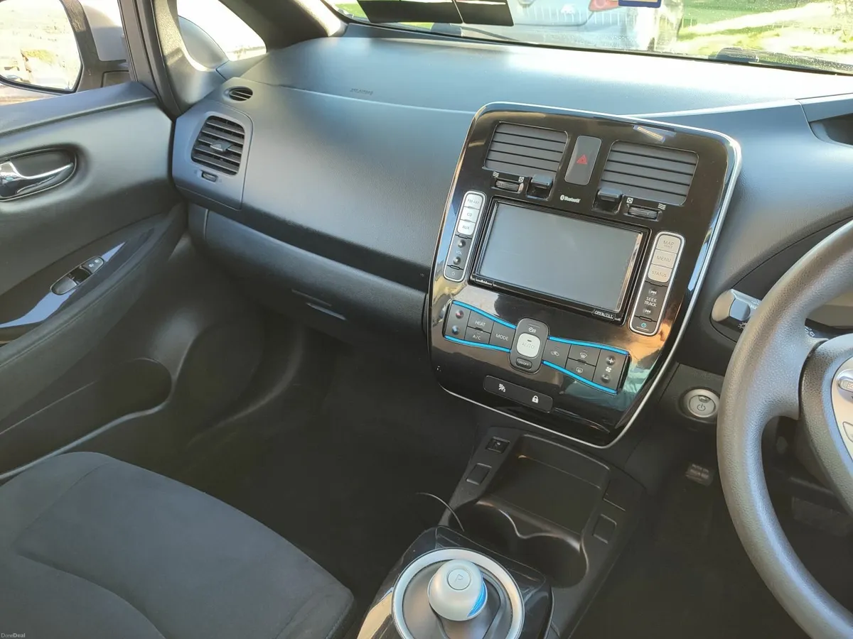Nissan Leaf 2014 electric NCT TAX - Image 3