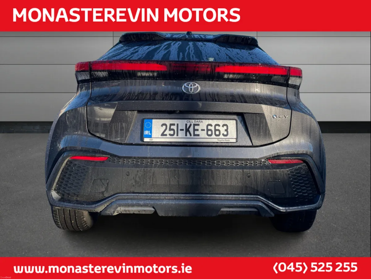 Toyota C-HR HYBRID SPORT+ - Image 3