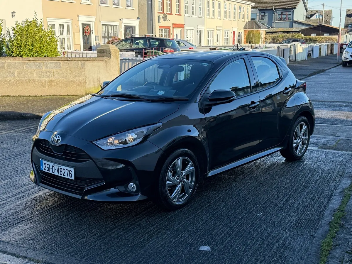 Toyota Yaris hybrid Automatic 2025 - Image 2