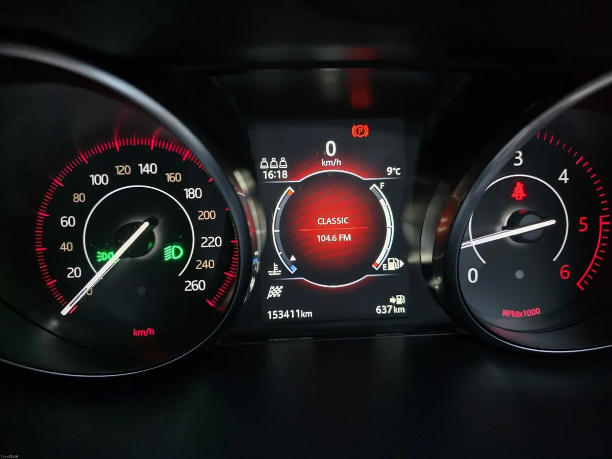 Jaguar E-pace - Image 2