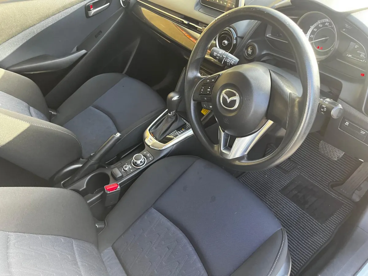 Mazda Demio Mazda Demio sky active model ,1.3 petr - Image 4