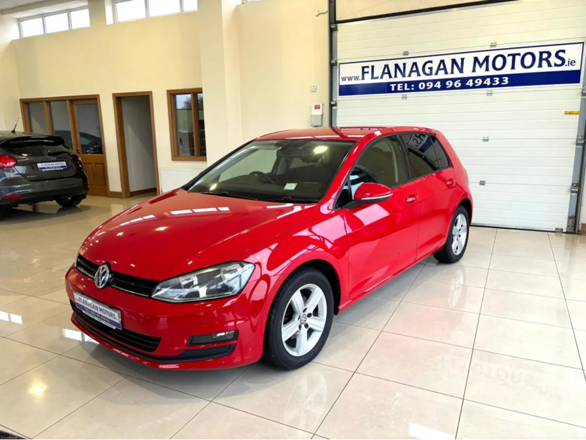 Volkswagen Golf 1.6 TDI MATCH BLUEMOTION 105PS 5 5 - Image 1