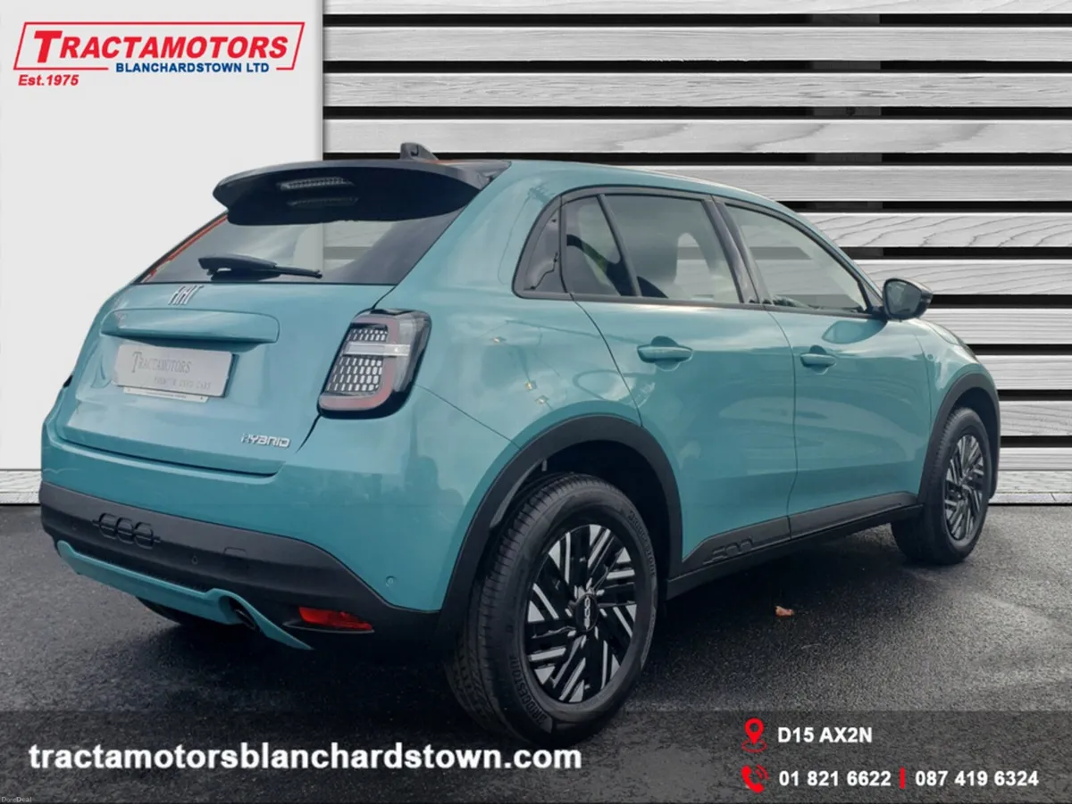 Fiat 600 1.2 PETROL HYBRID - Image 3