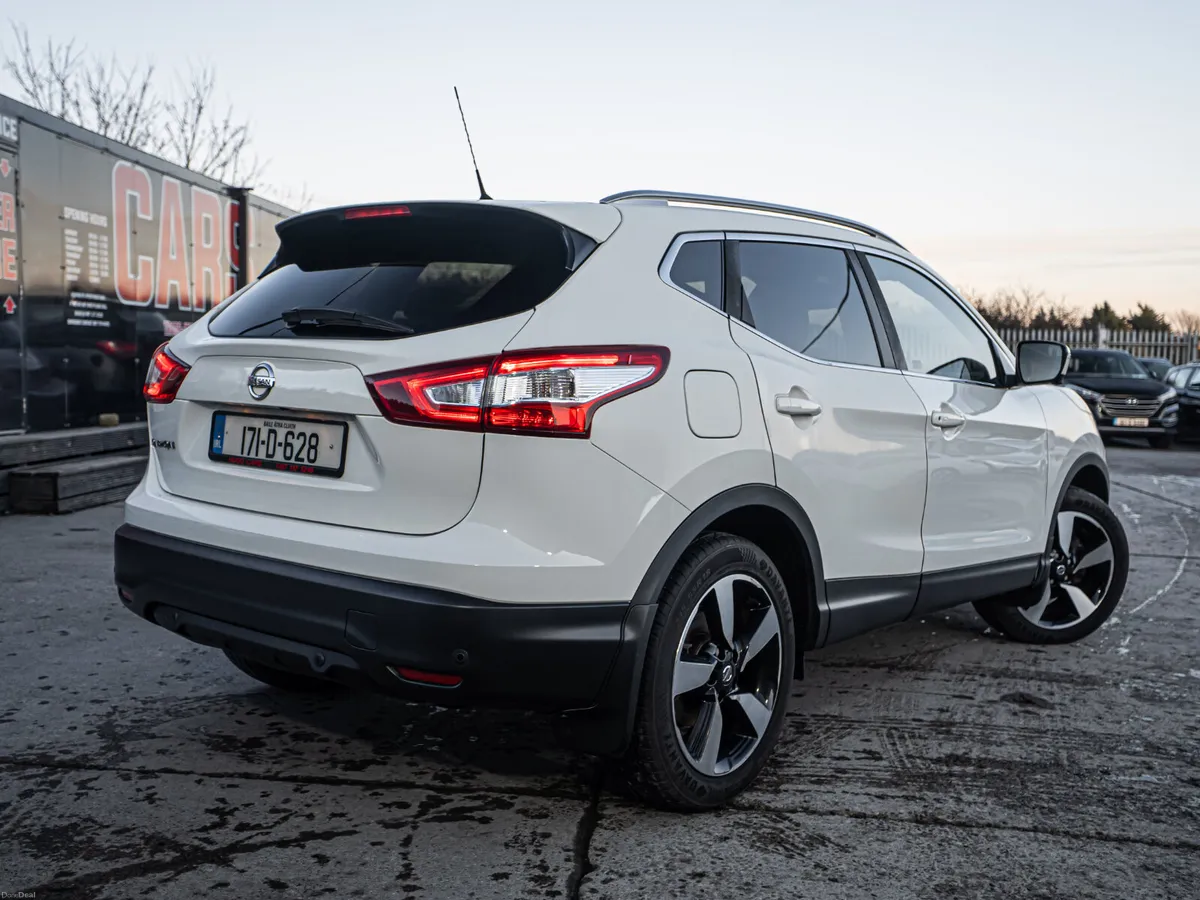 2017 Qashqai 1.2/1 owner/High spec/1yr warranty - Image 2