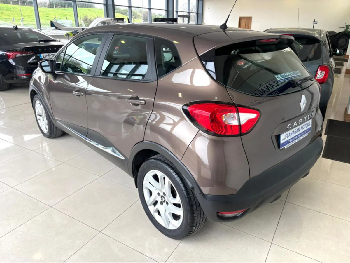 Renault Captur LIFE 1.5 DCI 90  5 DOOR - Image 4
