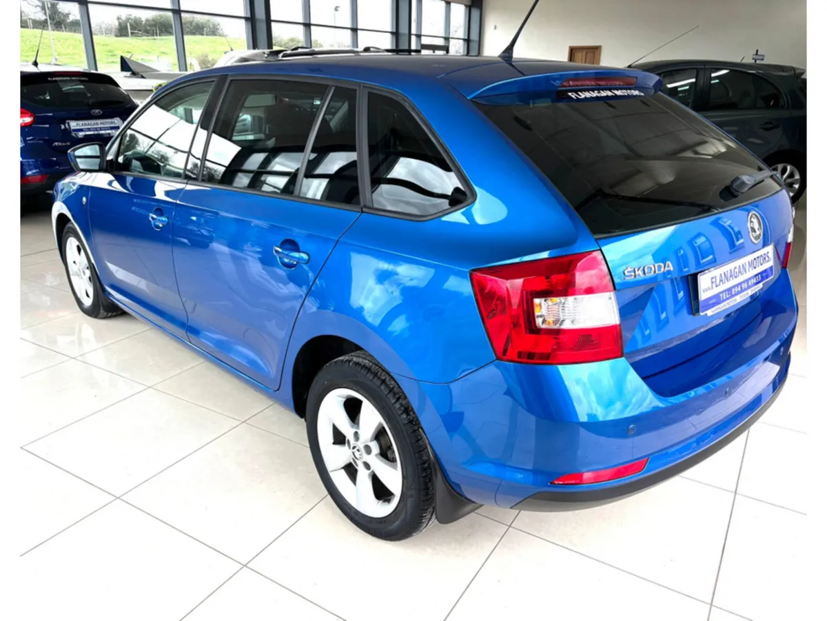 Skoda Rapid SPORTBACK AMBITION 1.6 TDI 90HP 4DR - Image 3