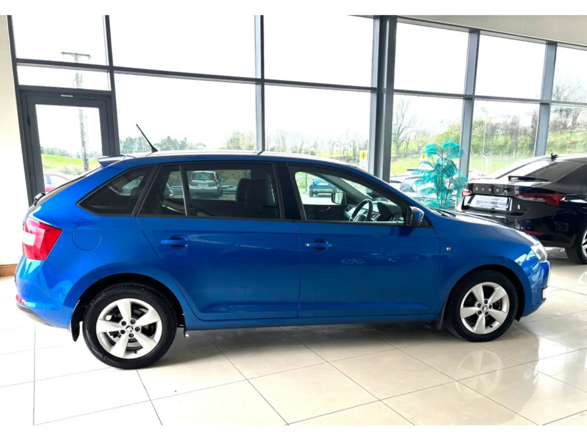 Skoda Rapid SPORTBACK AMBITION 1.6 TDI 90HP 4DR - Image 5