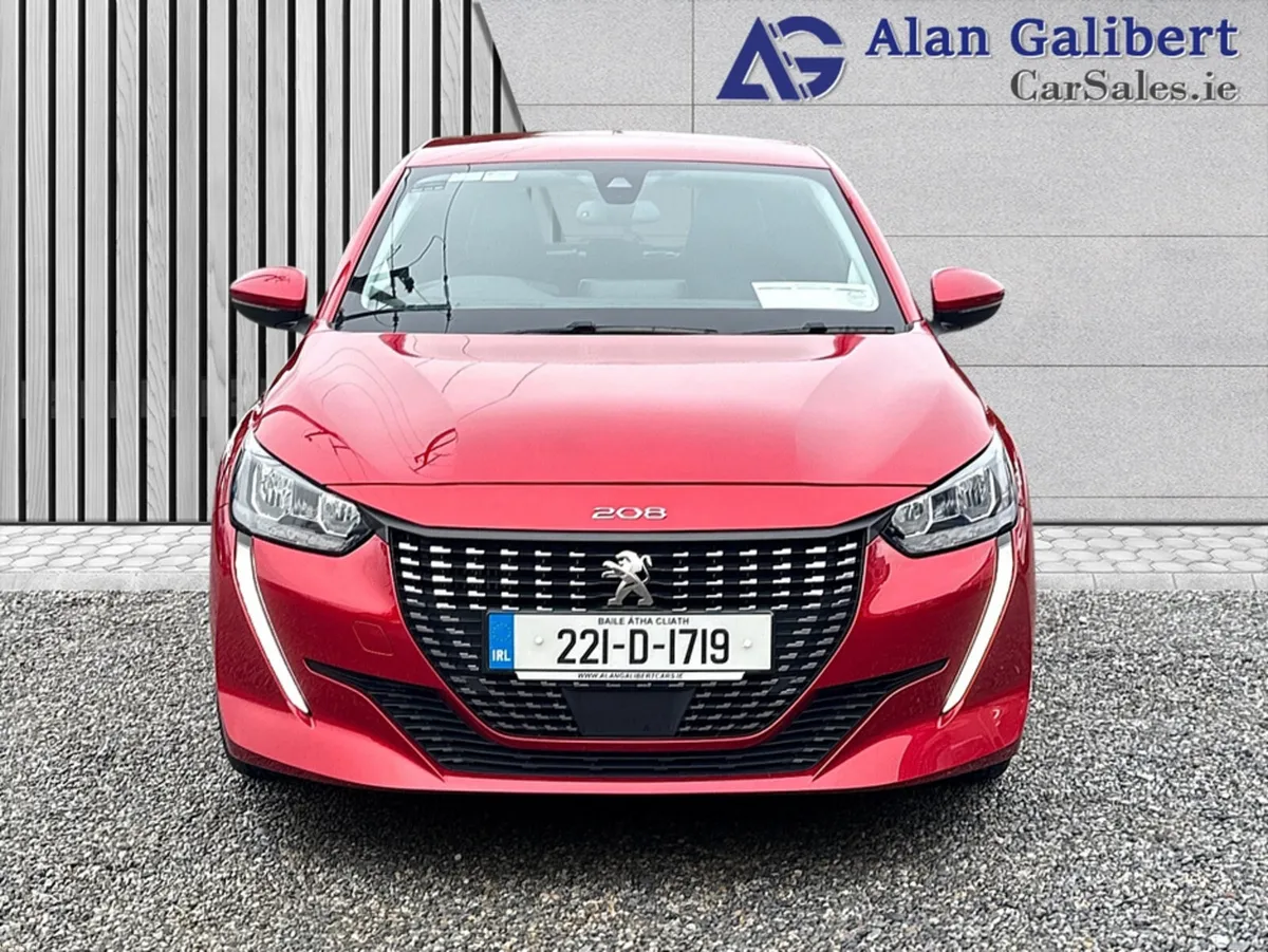 Peugeot 208 ALLURE PACK 1.2 Petrol €76 PW - Image 4