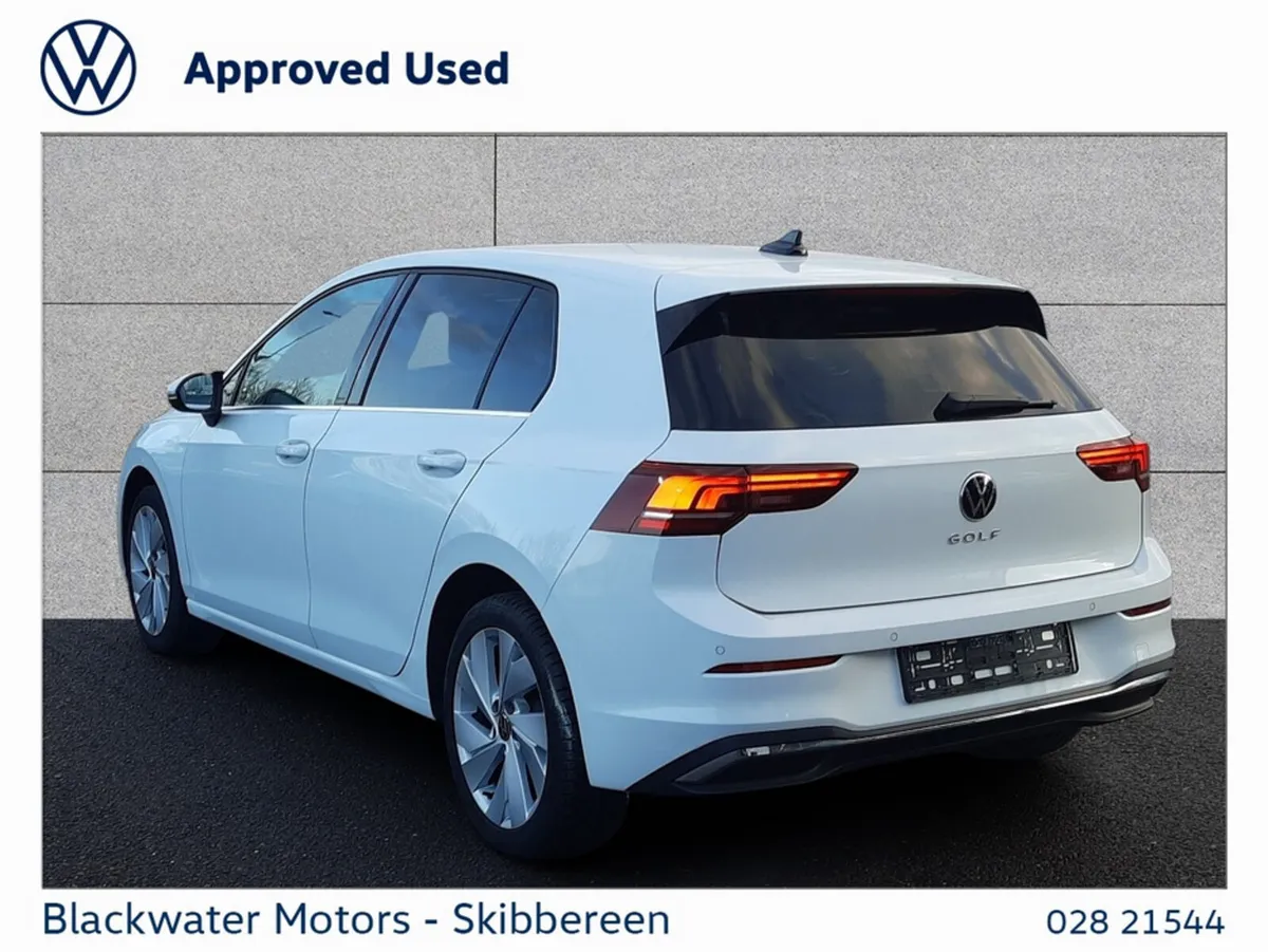 Volkswagen Golf 2.0TDI 116BHP STYLE WITH TINTED RE - Image 4