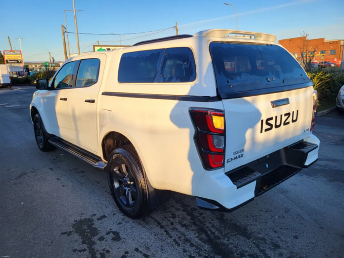2026 ISUZU D-Max LSE @ Carland Dublin - Image 5