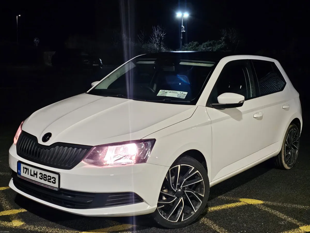Skoda Fabia 2017 1.0L €8990 - Image 1