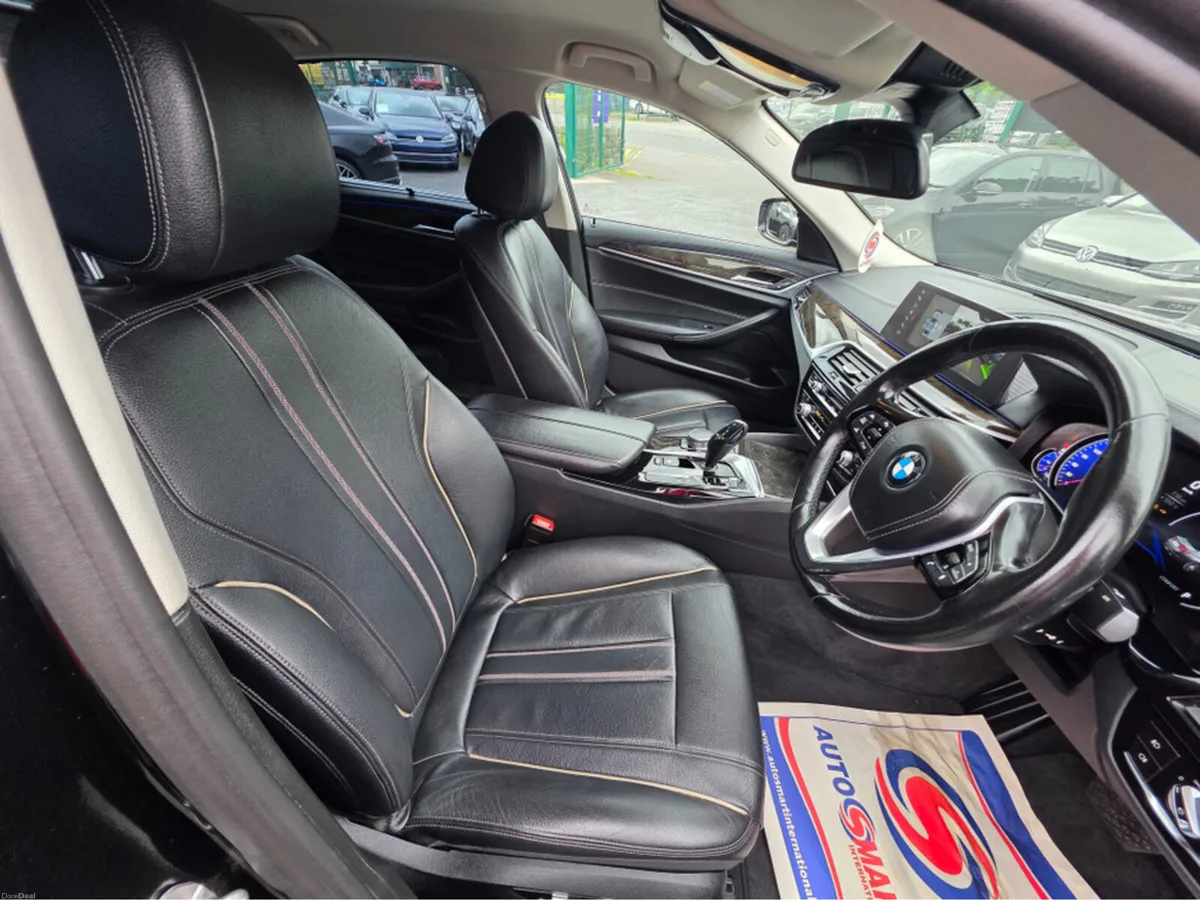 BMW 5-Series 523D LUXURY - CARPLAY NAVIGATION EDIT - Image 3
