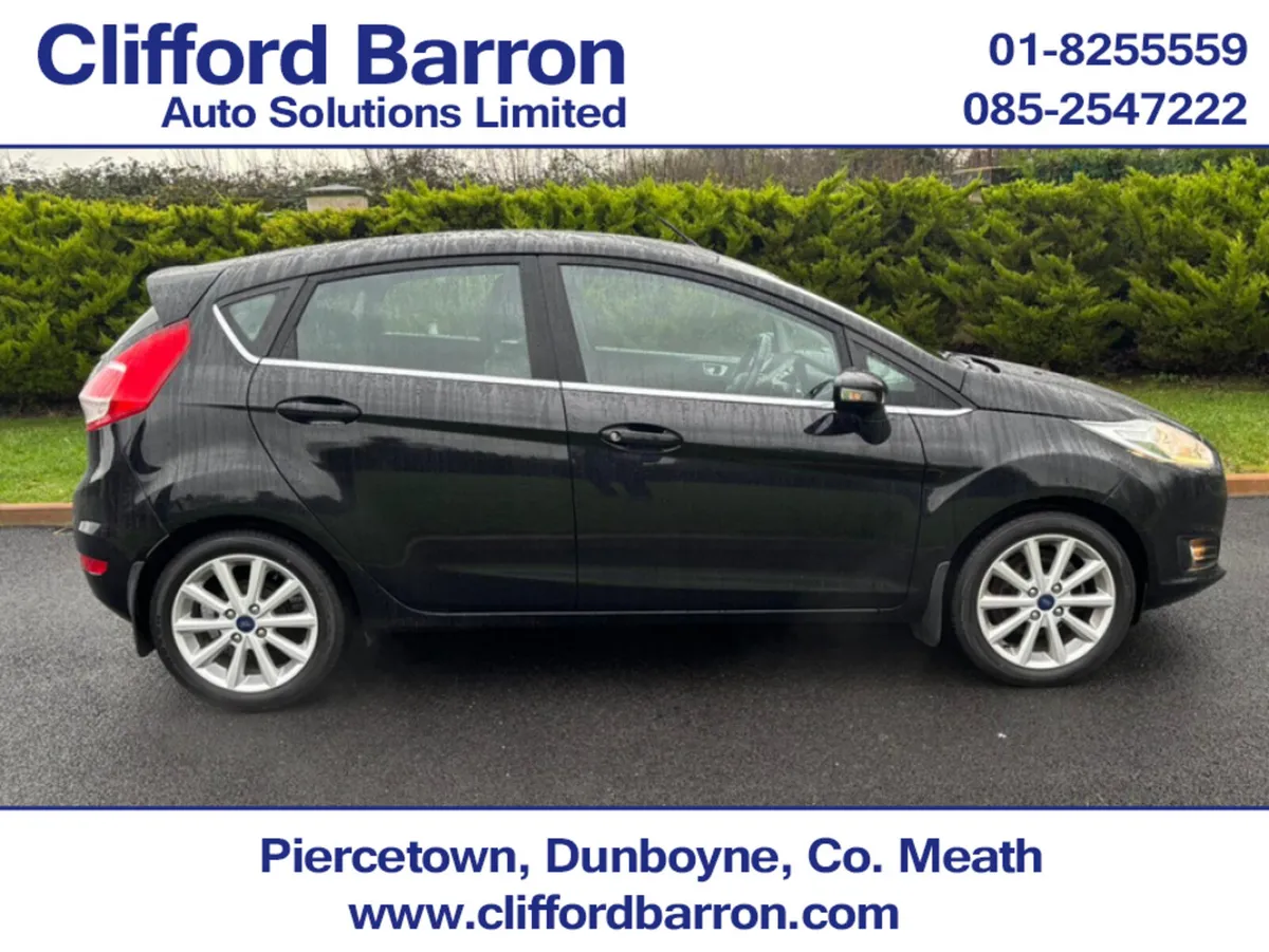 Ford Fiesta TITANIUM 1.25 60PS M5 5 - Image 5