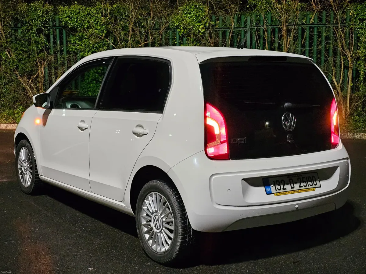 Volkswagen up! 2013 1.0L  automatic €5990 - Image 2