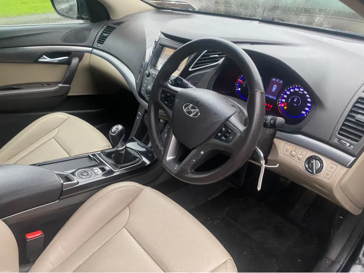 Hyundai i40 // TRADE SALE ONLY //EXECUTIVE 4DR - Image 5