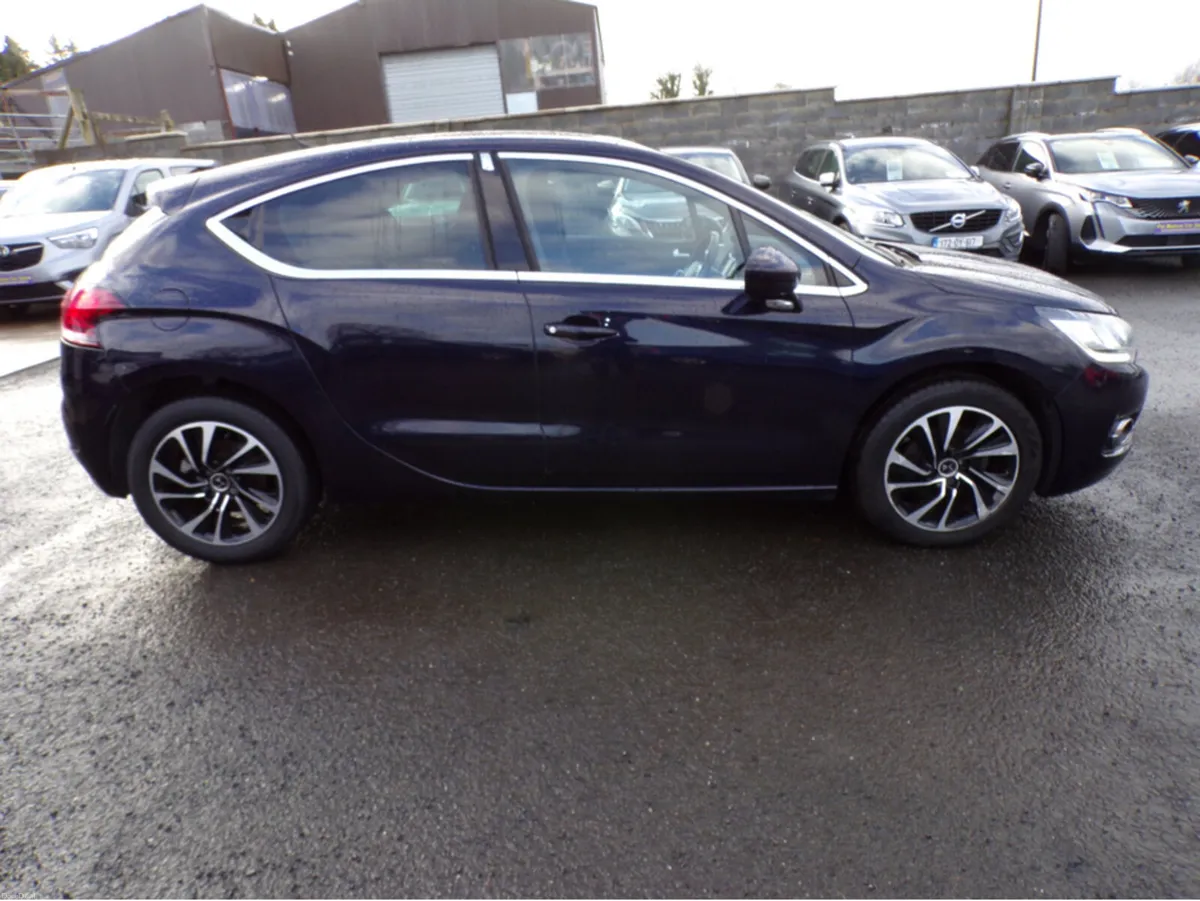 DS Automobiles DS 4 ELEGANCE BLUEHDI S/S - Image 6