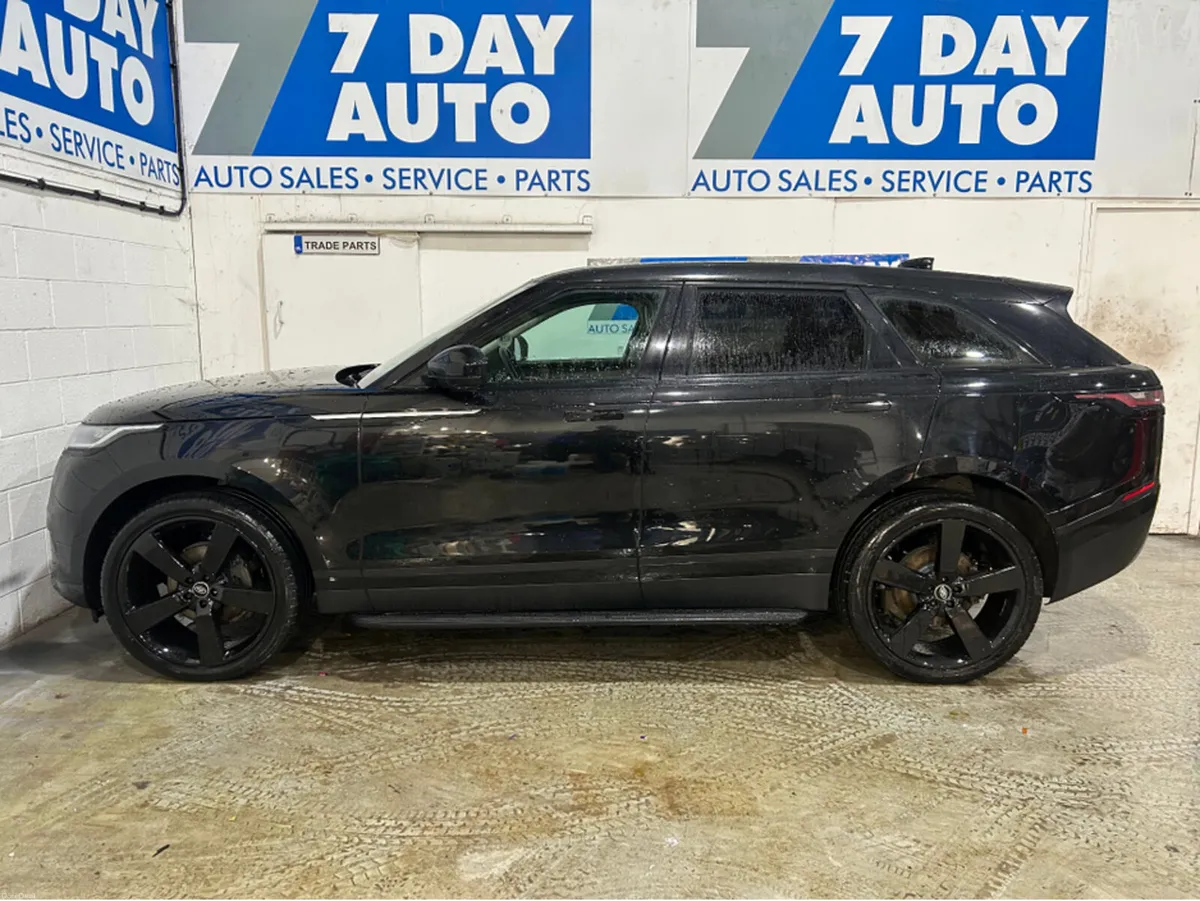 Land Rover Range Rover Velar VELAR 2.0 TD4 5DR - Image 4