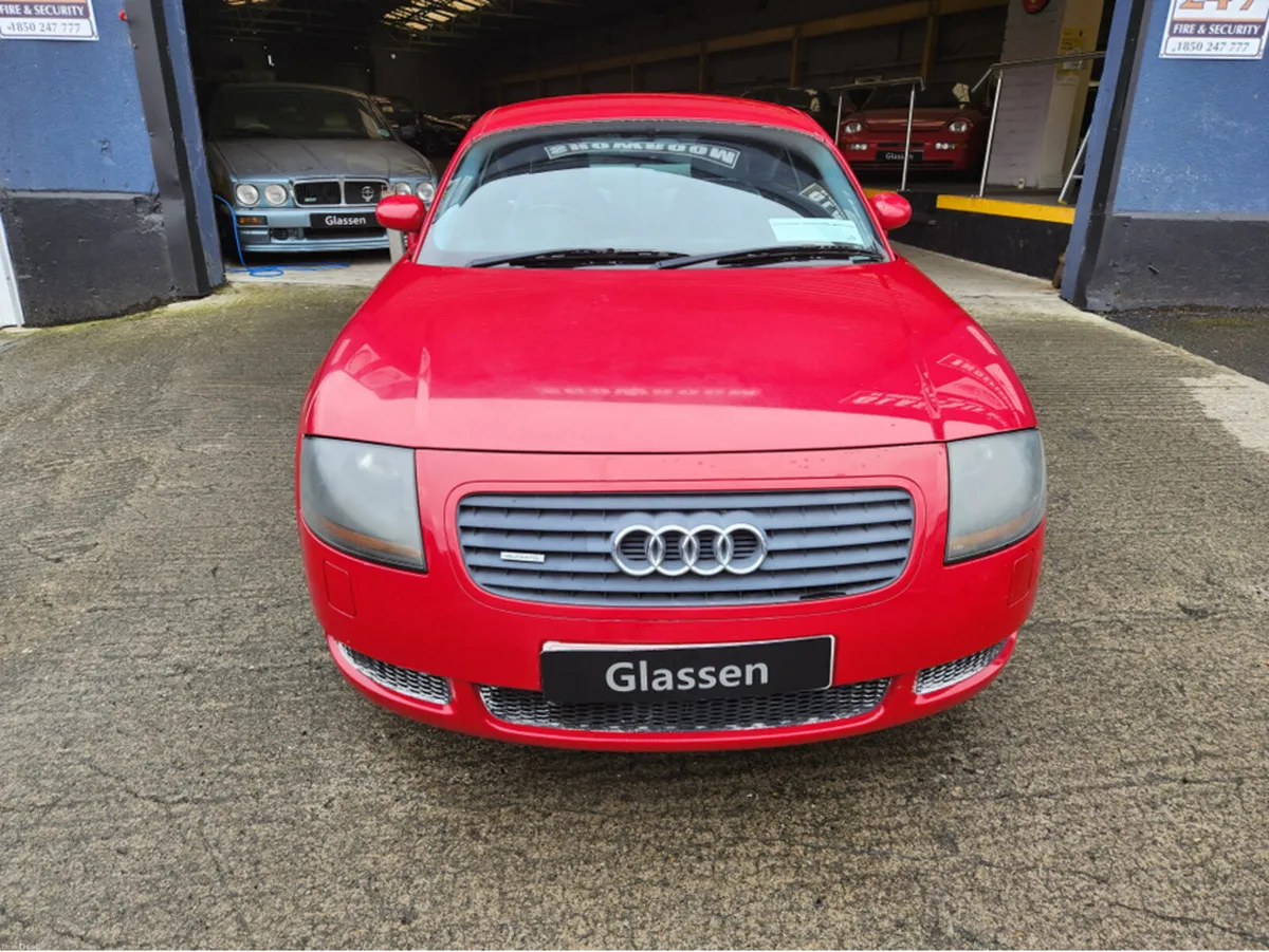Audi TT QUATTRO 225 BHP// LOW MILEAGE FULL SERVICE - Image 3