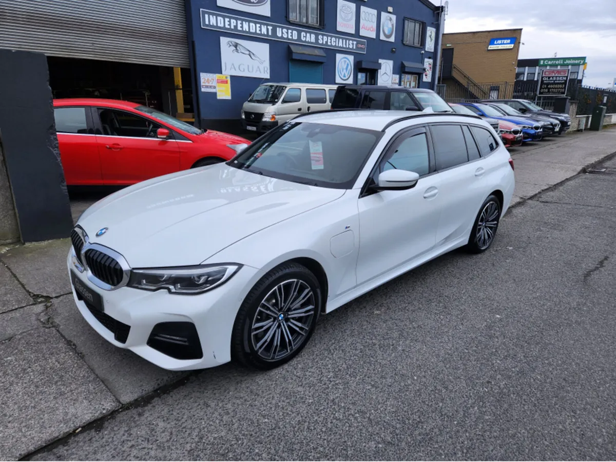 BMW 3-Series XDRIVE 330E M SPORT AUTO TOURING ESTA - Image 5
