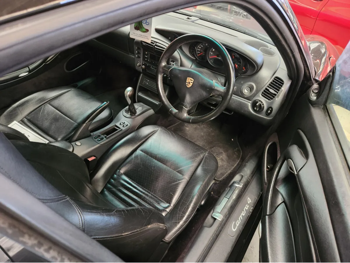 Porsche 911 C4 MANUAL FINISHED IN BLACK MET WITH F - Image 6