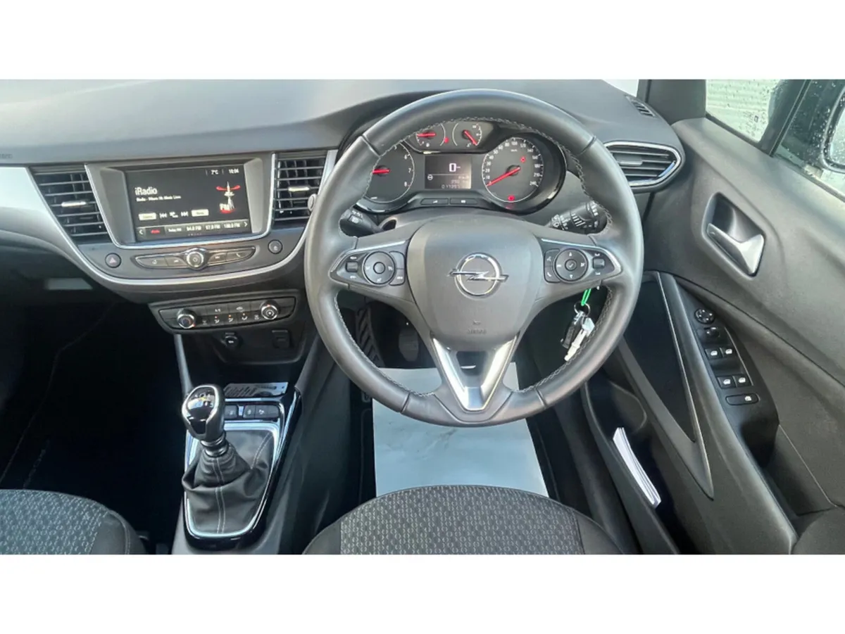 Opel Crossland X SC-1.5 110PS-DIESEL * Low Mileage - Image 4